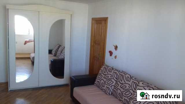 Комната 18 м² в 2-ком. кв., 10/10 эт. в аренду на длительный срок в Севастополе Севастополь - изображение 1
