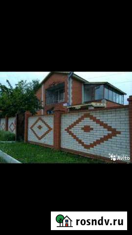 Коттедж 300 м² на участке 10 сот. в аренду посуточно в Барнауле Барнаул - изображение 1