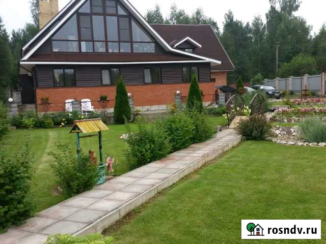 Дом 370 м² на участке 25 сот. на продажу в Боровичах Боровичи - изображение 1