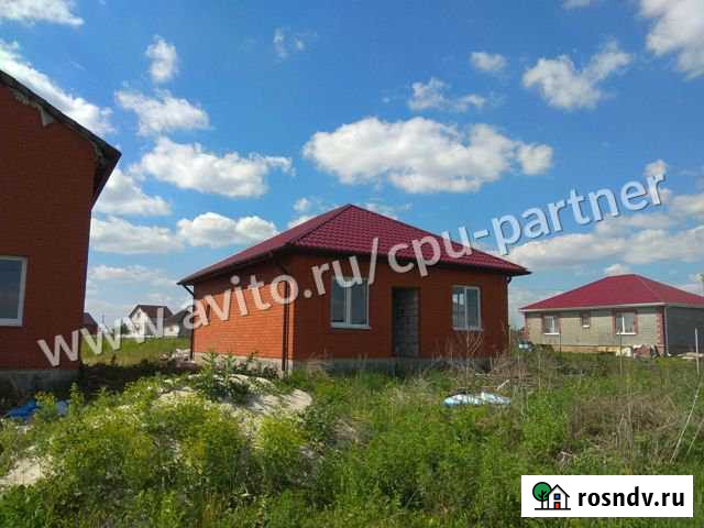 Дом 62 м² на участке 9 сот. на продажу в Строителе Белгородской области Строитель - изображение 1