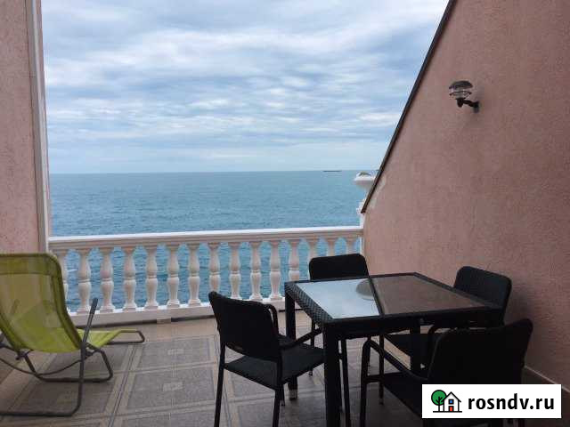 Дом 70 м² на участке 1 сот. в аренду посуточно в Алупке Алупка - изображение 1