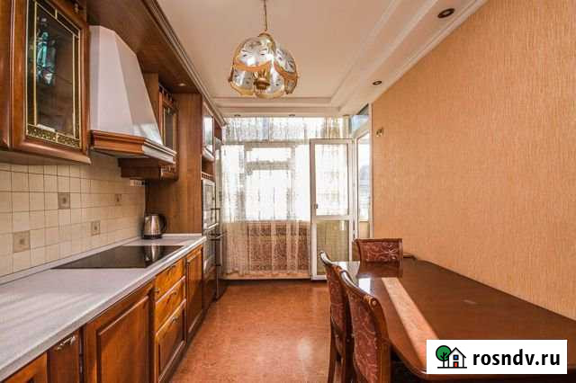 3-комнатная квартира, 85 м², 5/5 эт. в аренду на длительный срок в Пыть-Яхе Пыть-Ях - изображение 1