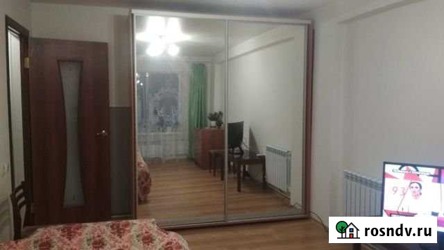 1-комнатная квартира, 35 м², 6/9 эт. в аренду на длительный срок в Алуште Алушта - изображение 1