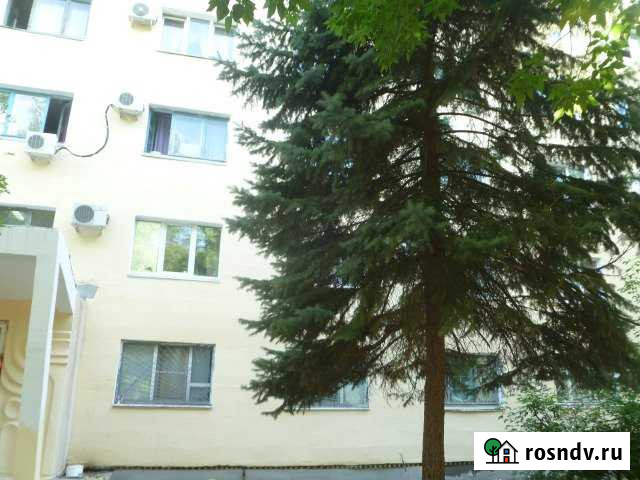 Комната 19 м² в 1-ком. кв., 2/5 эт. на продажу в Волжском Волгоградской области Волжский - изображение 1