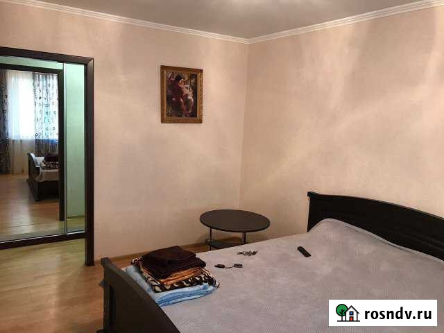 1-комнатная квартира, 50 м², 1/5 эт. в аренду посуточно в Армавире Армавир - изображение 1