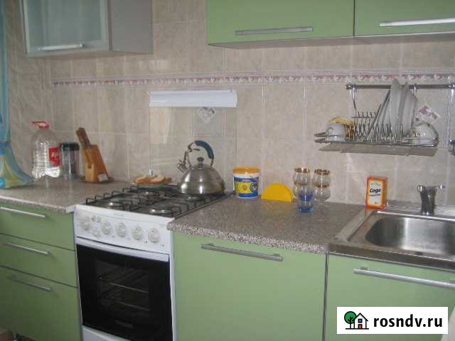 3-комнатная квартира, 56 м², 4/5 эт. в аренду на длительный срок в Астрахани Астрахань - изображение 1