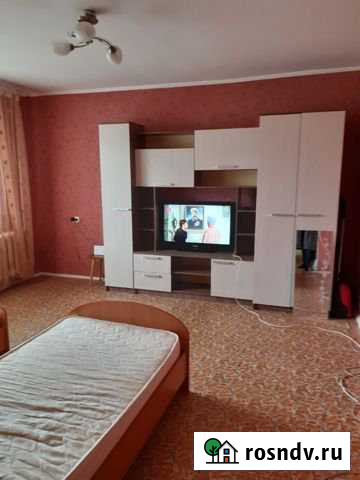2-комнатная квартира, 50 м², 2/9 эт. в аренду на длительный срок в Тобольске Тобольск - изображение 1