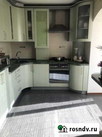 4-комнатная квартира, 100 м², 2/5 эт. в аренду на длительный срок в Феодосии Феодосия - изображение 1