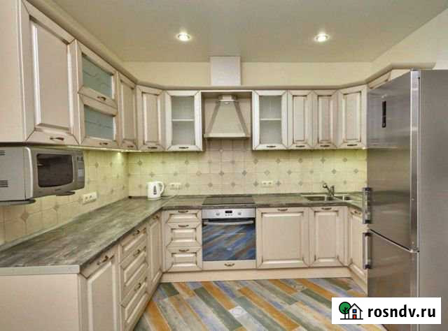 3-комнатная квартира, 130 м², 2/4 эт. в аренду на длительный срок в Тюмени Тюмень - изображение 1