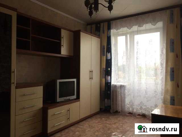 Комната 13 м² в 4-ком. кв., 5/5 эт. в аренду на длительный срок в Чехове Московской области Чехов - изображение 1