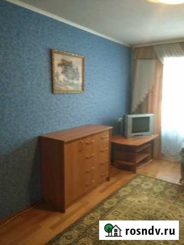 2-комнатная квартира, 48 м², 1/5 эт. в аренду посуточно в Саяногорске Саяногорск - изображение 1