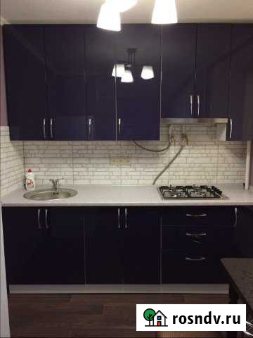 1-комнатная квартира, 33 м², 3/5 эт. в аренду на длительный срок в Шахтах Шахты - изображение 1