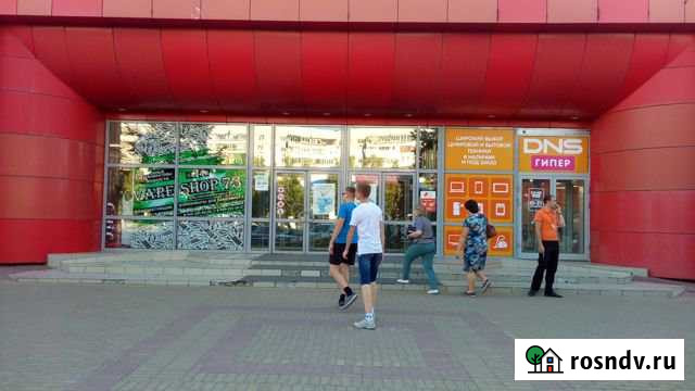 Бутики и помещения в ТЦ 20-500 и 1600 кв.м. Ульяновск - изображение 1