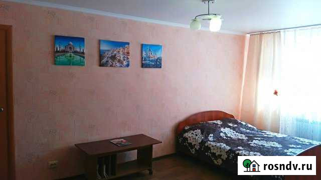 1-комнатная квартира, 35 м², 1/5 эт. в аренду посуточно в Альметьевске Альметьевск - изображение 1
