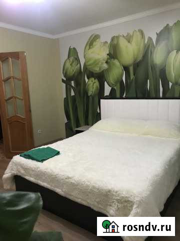 2-комнатная квартира, 50 м², 3/5 эт. в аренду посуточно в Армавире Армавир - изображение 1