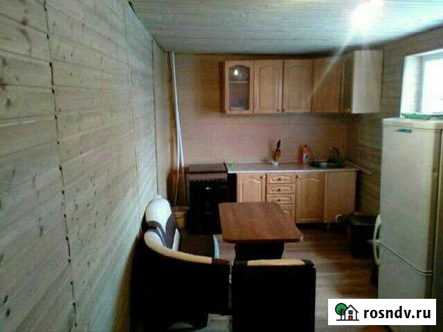 Коттедж 75 м² на участке 1 сот. в аренду посуточно в Омске Омск - изображение 1