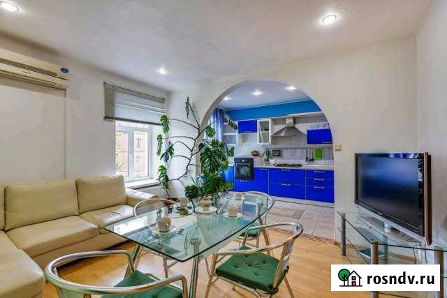 3-комнатная квартира, 75 м², 2/5 эт. в аренду посуточно в Санкт-Петербурге Санкт-Петербург - изображение 1