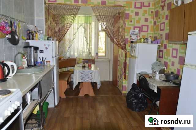 Комната 14 м² в 1-ком. кв., 1/5 эт. в аренду на длительный срок в Саратове Саратов - изображение 1