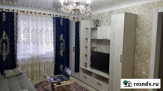 1-комнатная квартира, 38 м², 1/5 эт. в аренду посуточно в Нефтекумске Нефтекумск - изображение 1