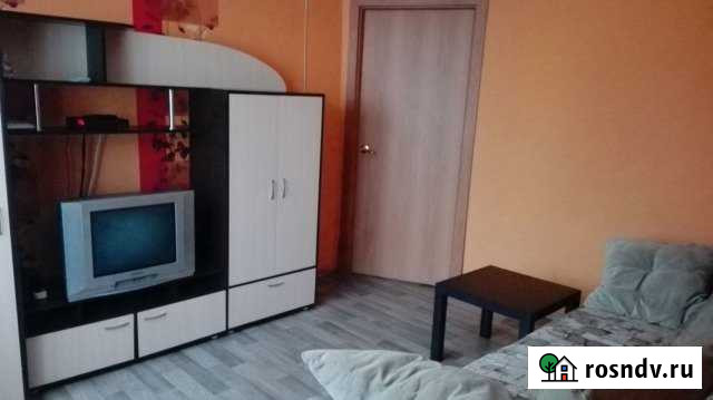 3-комнатная квартира, 65 м², 1/5 эт. в аренду посуточно в Новосибирске Новосибирск - изображение 1