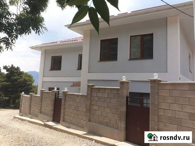 Дом 79 м² на участке 1 сот. на продажу в Ялте Ялта - изображение 1