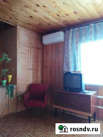 Дом 40 м² на участке 1 сот. в аренду на длительный срок в Усть-Лабинске Усть-Лабинск - изображение 1