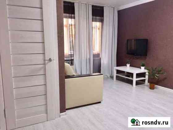 1-комнатная квартира, 40 м², 2/5 эт. в аренду посуточно в Майкопе Майкоп