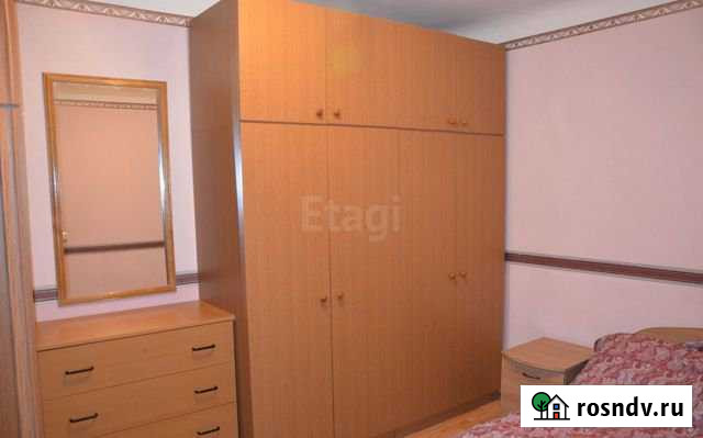 3-комнатная квартира, 60 м², 3/3 эт. в аренду на длительный срок в Брянске Брянск - изображение 1