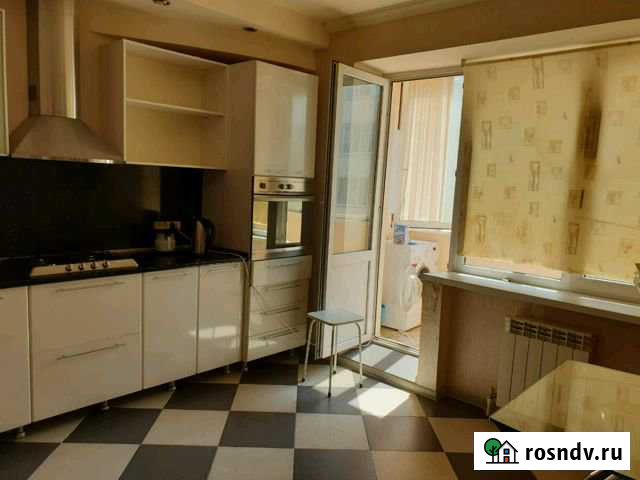 3-комнатная квартира, 96 м², 4/5 эт. в аренду посуточно в Ессентуках Ессентуки - изображение 1