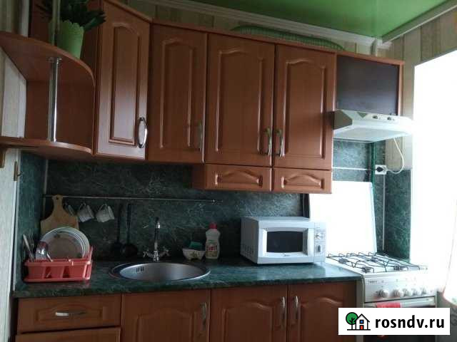 1-комнатная квартира, 35 м², 3/5 эт. в аренду посуточно в Сальске Сальск - изображение 1