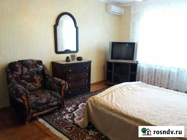 2-комнатная квартира, 50 м², 1/5 эт. в аренду на длительный срок в Ейске Ейск - изображение 1