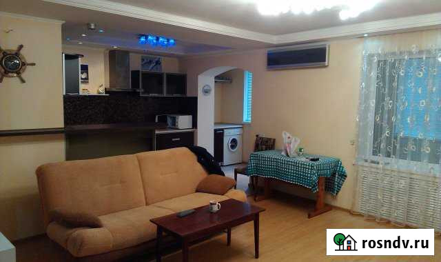 3-комнатная квартира, 72 м², 1/11 эт. в аренду на длительный срок в Новороссийске Новороссийск - изображение 1