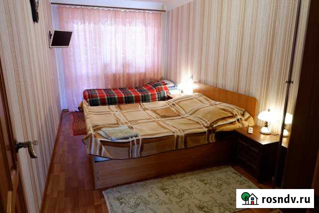 2-комнатная квартира, 45 м², 2/5 эт. в аренду посуточно в Астрахани Астрахань - изображение 1