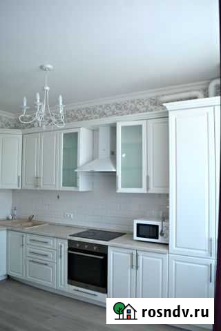 3-комнатная квартира, 115 м², 10/17 эт. в аренду на длительный срок в Астрахани Астрахань - изображение 1