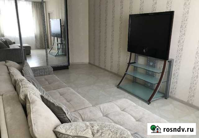 2-комнатная квартира, 50 м², 2/4 эт. в аренду посуточно в Комсомольске-на-Амуре Комсомольск-на-Амуре - изображение 1