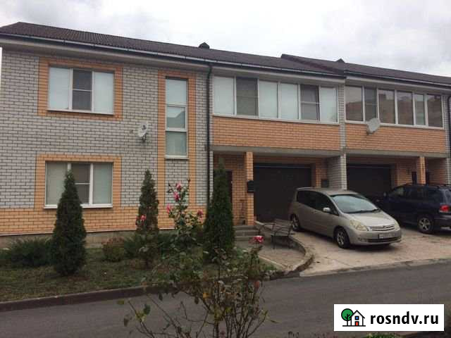 Таунхаус 188.1 м² на участке 3 сот. на продажу в Железногорске Курской области Железногорск - изображение 1