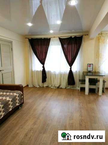 3-комнатная квартира, 80 м², 1/5 эт. в аренду посуточно в Иркутске Иркутск - изображение 1