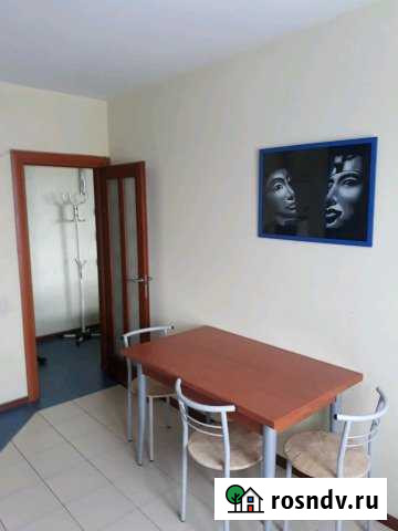 3-комнатная квартира, 76 м², 10/10 эт. в аренду на длительный срок в Оренбурге Оренбург - изображение 1