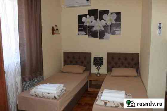 Комната 20 м² в 6-ком. кв., 1/3 эт. в аренду на длительный срок в Геленджике Геленджик