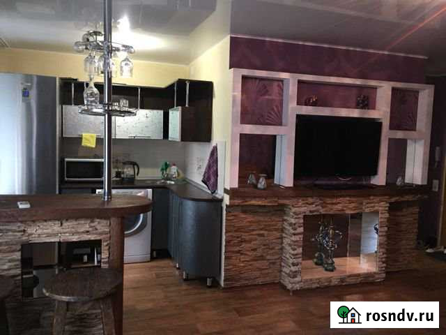 2-комнатная квартира, 50 м², 2/5 эт. в аренду посуточно в Рубцовске Рубцовск - изображение 1