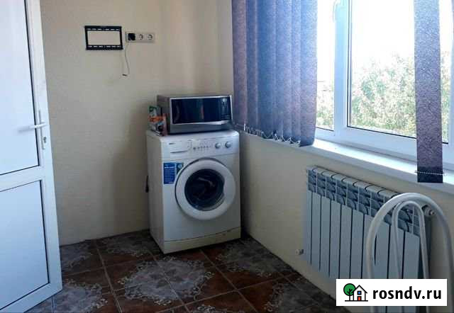 Дом 60 м² на участке 3 сот. в аренду посуточно в Кабардинке Кабардинка - изображение 1