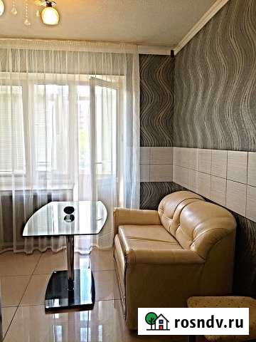 1-комнатная квартира, 40 м², 3/5 эт. в аренду посуточно в Майкопе Майкоп - изображение 1