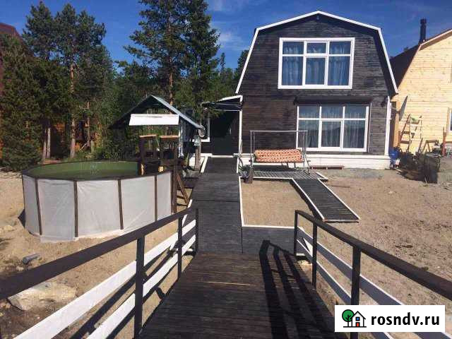 Дом 140 м² на участке 6 сот. в аренду посуточно в Мурманске Мурманск - изображение 1