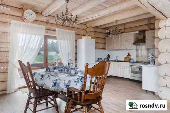 Дом 200 м² на участке 45 сот. на продажу в Стругах Красных Струги Красные