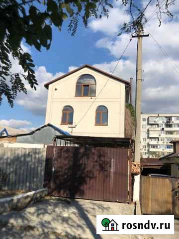 Дом 210 м² на участке 2 сот. в аренду на длительный срок в Новороссийске Новороссийск - изображение 1