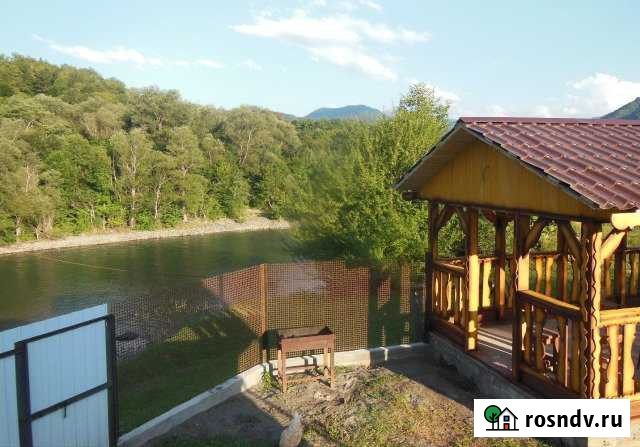 Дом 37 м² на участке 7 сот. в аренду посуточно в Каменномостском Каменномостский - изображение 1