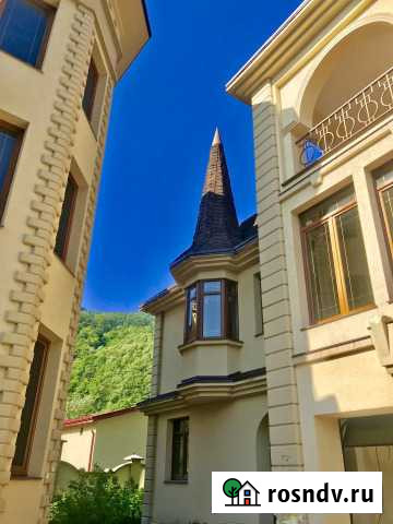 Дом 400 м² на участке 5 сот. на продажу в Красной Поляне Краснодарского края Красная Поляна - изображение 1