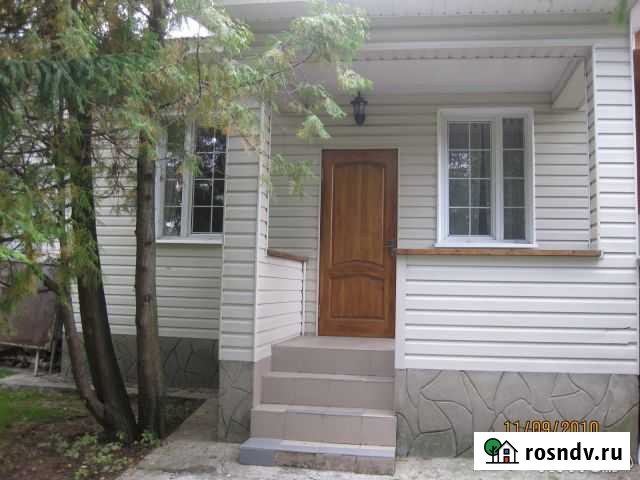 Дом 70 м² на участке 8 сот. в аренду на длительный срок в Москве Москва - изображение 1