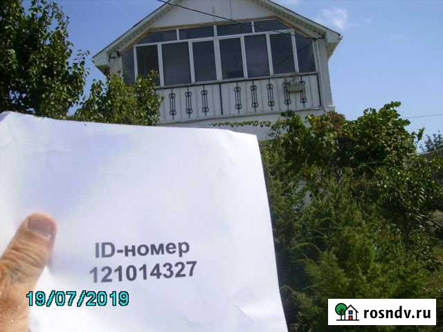 Коттедж 100 м² на участке 10 сот. в аренду посуточно в Севастополе Севастополь - изображение 1