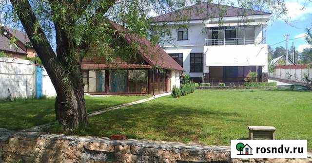 Коттедж 1400 м² на участке 20 сот. на продажу в Волгограде Волгоград - изображение 1